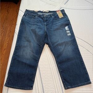 Levi’s Denim Capris